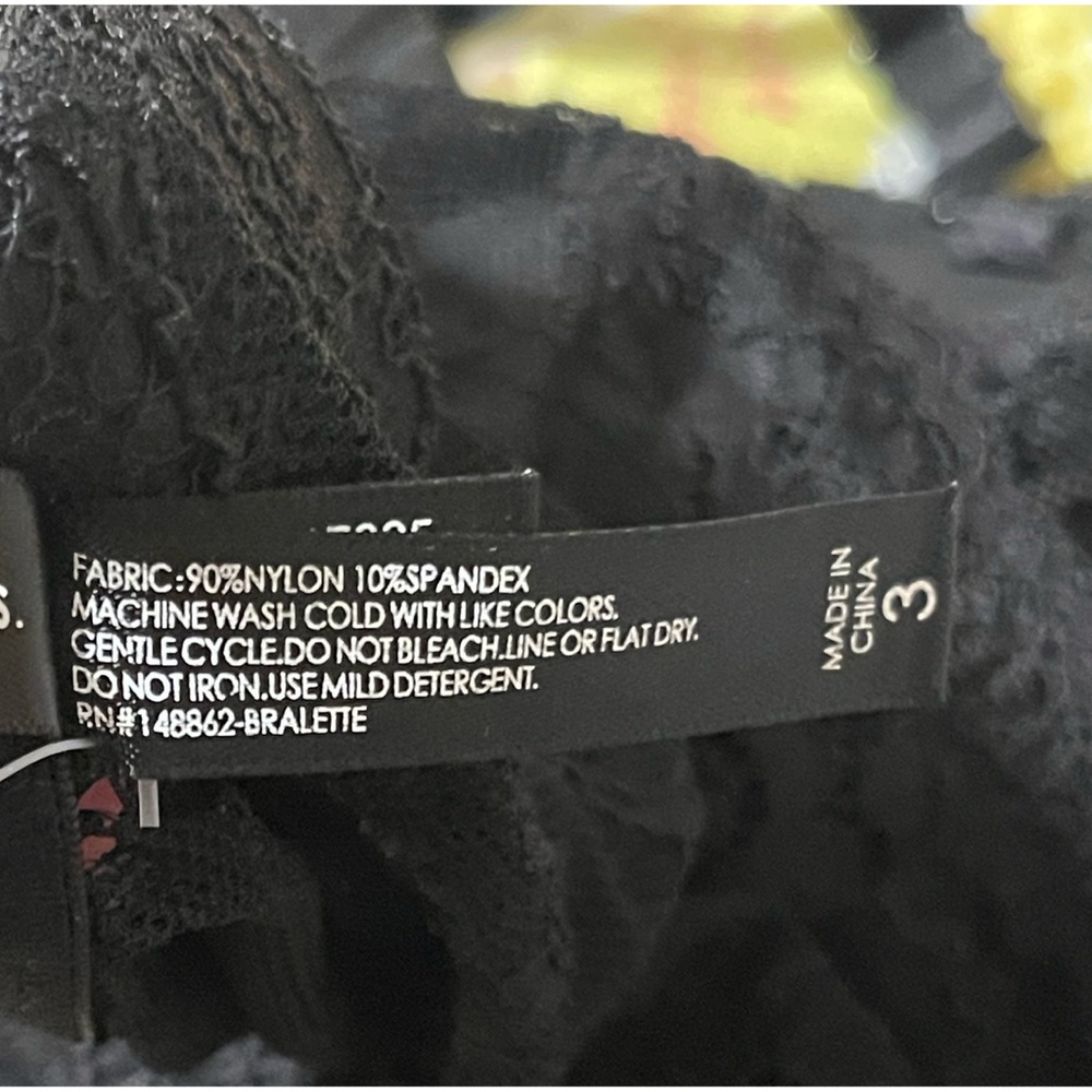 Torrid Black Padded Lace Bralette w/ or w/o Straps NWT Sz 3 (22/24) - Picture 8 of 11